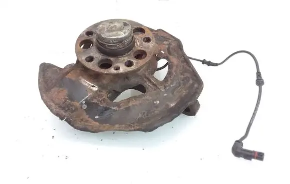 Mercedes-Benz B W245 Front wheel hub spindle knuckle 690439