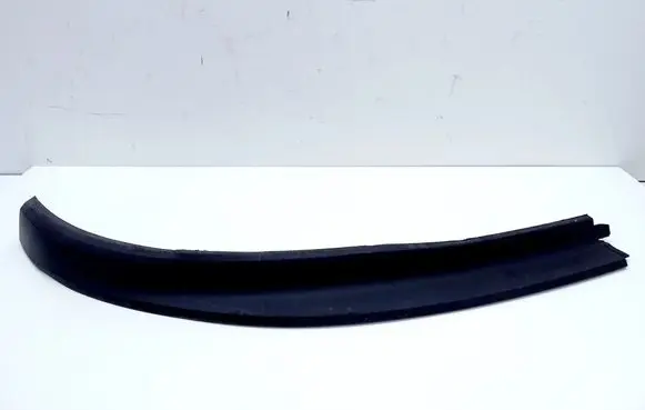 Opel Astra K Front bumper lip 39130504