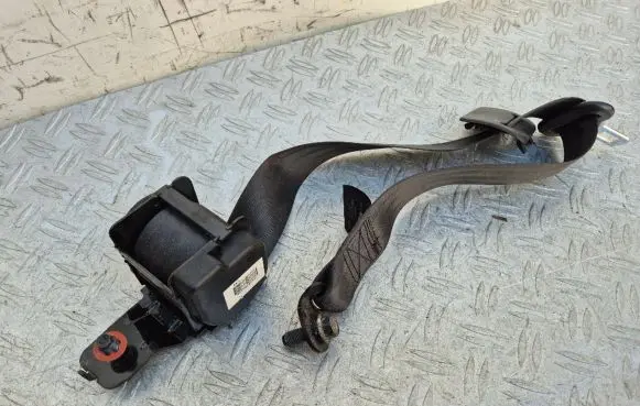 KIA Optima Rear seatbelt 898202T000VA KSR4027