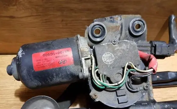 Hyundai Getz Wiper motor 981001c900