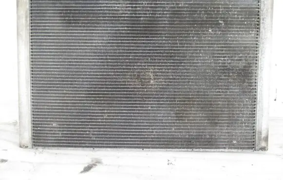 Audi A8 S8 D3 4E Coolant radiator 4E0121251