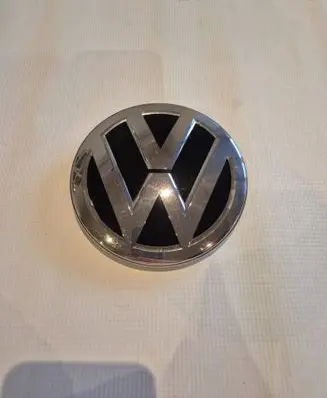 Volkswagen Touran III Manufacturer badge logo/emblem 5TA853601