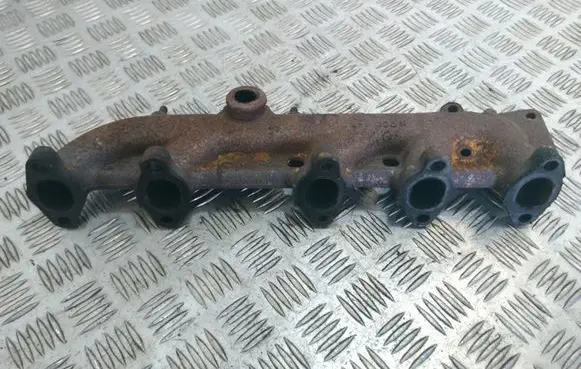Volkswagen II LT Exhaust manifold 074253033H