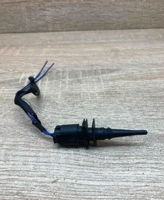 BMW 5 E60 E61 Outside/exterior temperature sensor 6936953 136326