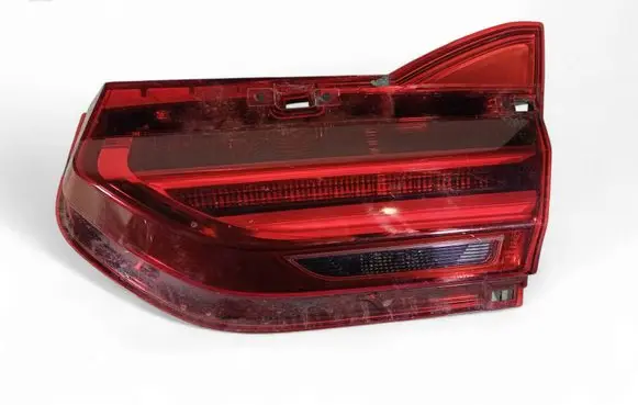 BMW 7 G11 G12 Tailgate rear/tail lights 7342968 63217342968 2583244