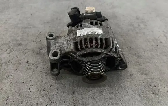 Ford Focus C-MAX Generator/alternator