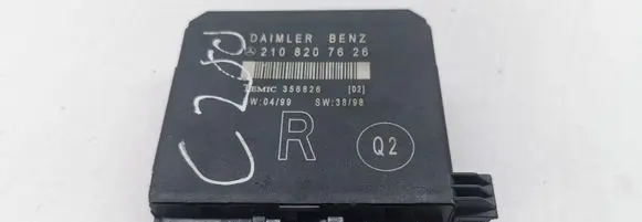 Mercedes-Benz E W210 Door control unit/module 2108207626 356826