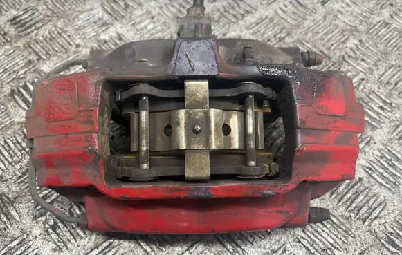 Rear brake caliper
