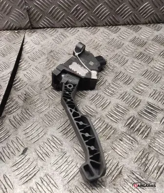 Toyota Yaris Accelerator throttle pedal 781100d010