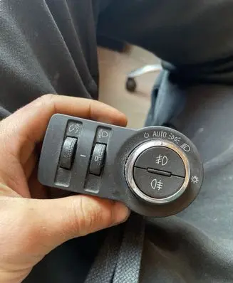 Opel Insignia A Light switch