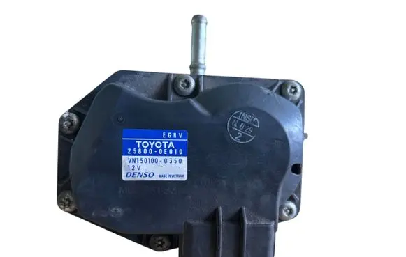 Toyota Hilux (AN120, AN130) EGR valve 258000E010