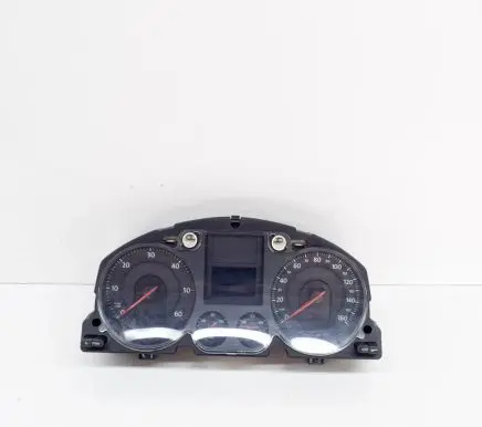 Volkswagen PASSAT B6 Speedometer (instrument cluster) 3C0920960K A2C53194181