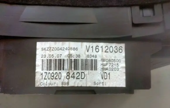 Skoda Octavia Mk2 (1Z) Speedometer (instrument cluster) 1Z0920842D V1612036 SKZ7Z0G4240886