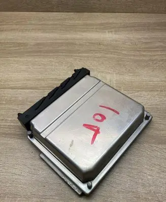 Volvo S60 Engine control unit/module ECU 08677708A 0281010319