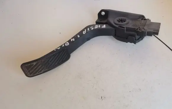 Ford Fiesta Accelerator throttle pedal 8V219F836AA