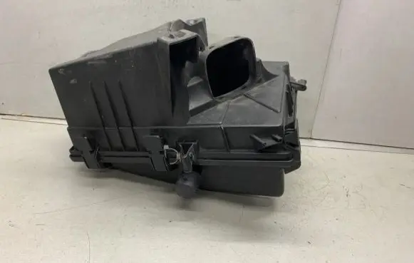 Volvo S80 Air filter box 9142730 2570359