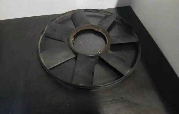 BMW 5 E39 Fan impeller 6600100000