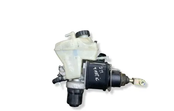 Mercedes-Benz E W211 Master brake cylinder A0004300312