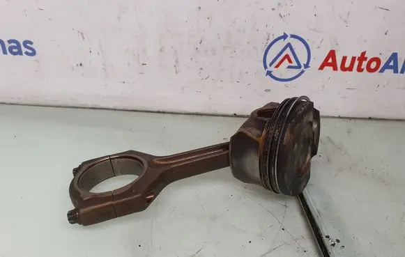 BMW X5 F15 Piston with connecting rod 7624615 11247624615 7586492