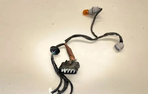 Lexus GS 250 350 300H 450H Headlight/headlamp wiring loom/harness 82166
