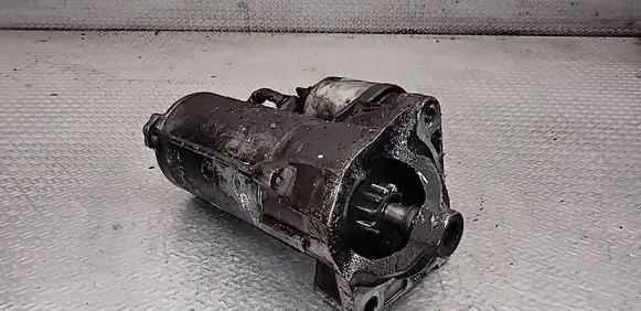 Renault Trafic II (X83) Starter motor D7R44 770011J260