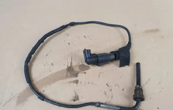 Audi A6 S6 C6 4F Exhaust gas temperature sensor 038906088D