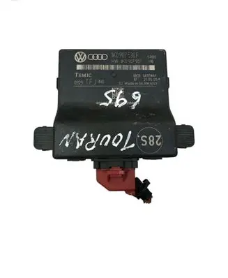 Volkswagen Touran I Gateway control module 1K0907530F 1K0907951