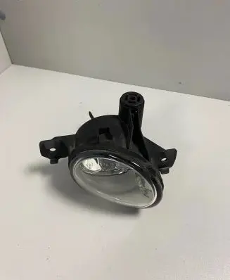 BMW X3 E83 Front fog light 89206141 13101610