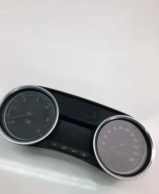 Speedometer (instrument cluster)