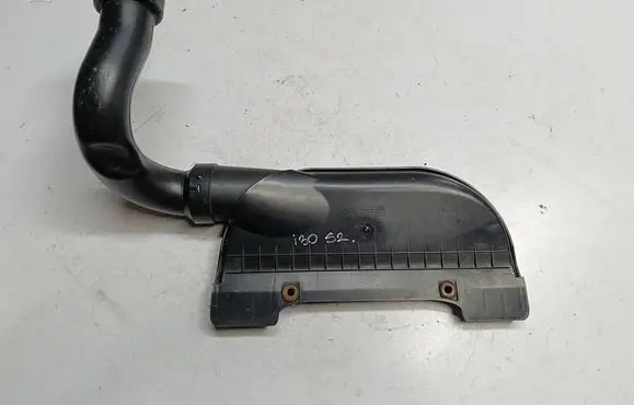 Hyundai i30 Air intake duct part 282122L000 282112L000