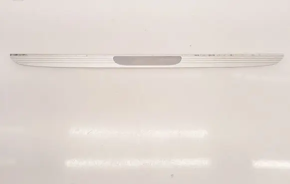 Front sill trim cover