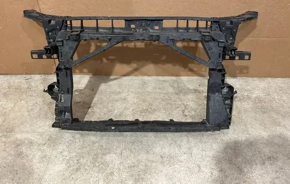 Audi A3 8Y Front bodywork piece 8Y0805588A