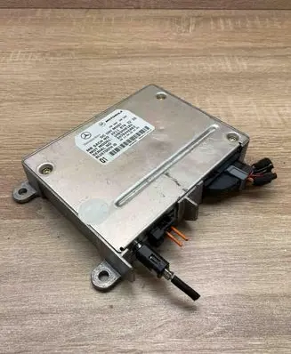 Mercedes-Benz E W211 Bluetooth control unit module A2118703226