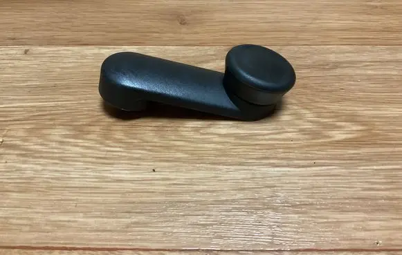 Opel Insignia A Rear door window winding handle 366703013 24451526