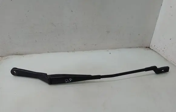 Peugeot 308 Front wiper blade arm 