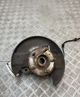 Opel Insignia A Front wheel hub 