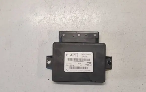 Volvo S80 Hand brake control module 31341542