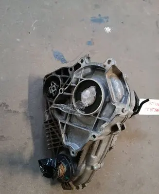 BMW X5 F15 Gearbox transfer box case 7505376
