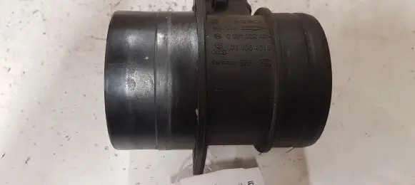 Volkswagen Golf V Mass air flow meter 0281002461 074906461B
