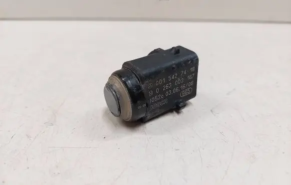 Mercedes-Benz E W211 Parking PDC sensor 0015427418 0263003167