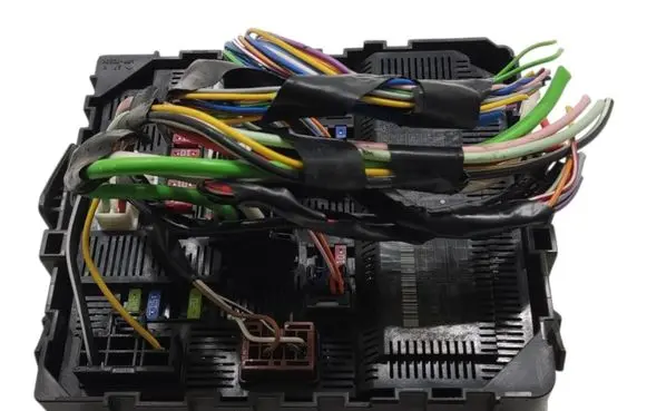 Nissan Navara D23 BSM Control unit 284B74JU1C