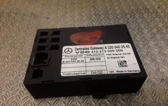 Mercedes-Benz S W220 Gateway control module 2205402545 A2205402545