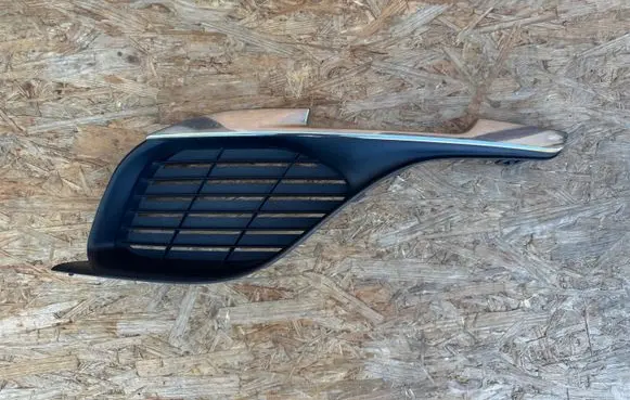 Peugeot 308 Front bumper lower grill AA35899377