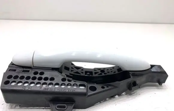 Renault Clio IV Front door exterior handle 