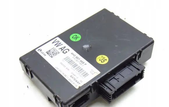 Audi A8 S8 D4 4H Gateway control module 4H0907468F