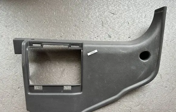 Nissan Patrol Y60 Dashboard side end trim 6690006J01