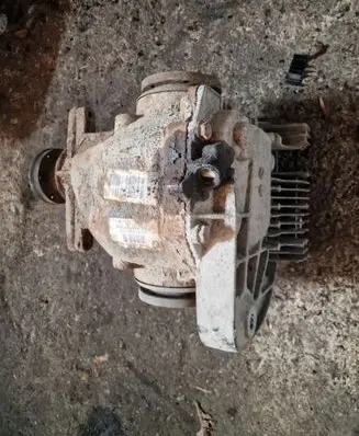 BMW 7 E65 E66 Rear differential