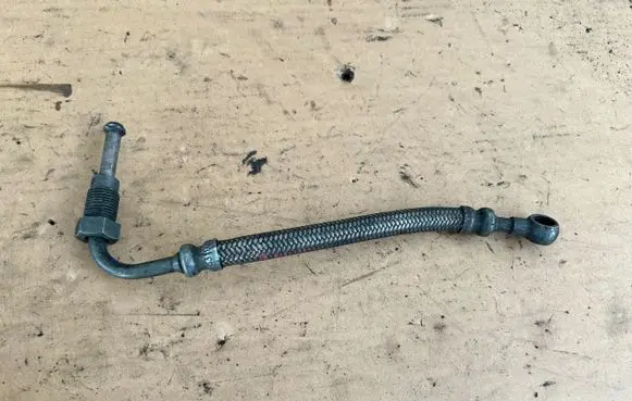 Peugeot Partner Turbo turbocharger oiling pipe/hose