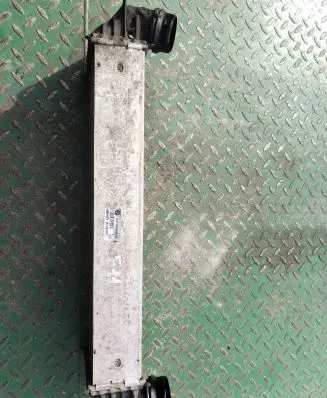 BMW 5 F10 F11 Coolant radiator 7805629 R7368003