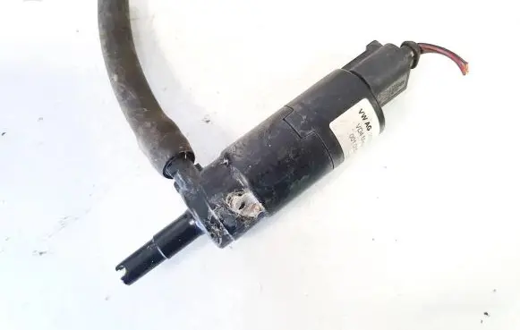Porsche Cayenne (9PA) Windscreen/windshield washer pump 3b0955681 001005
